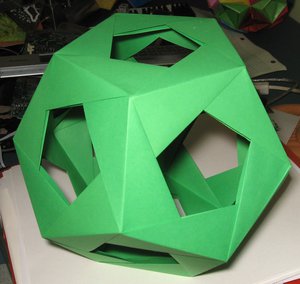 pendodecagreen.jpg